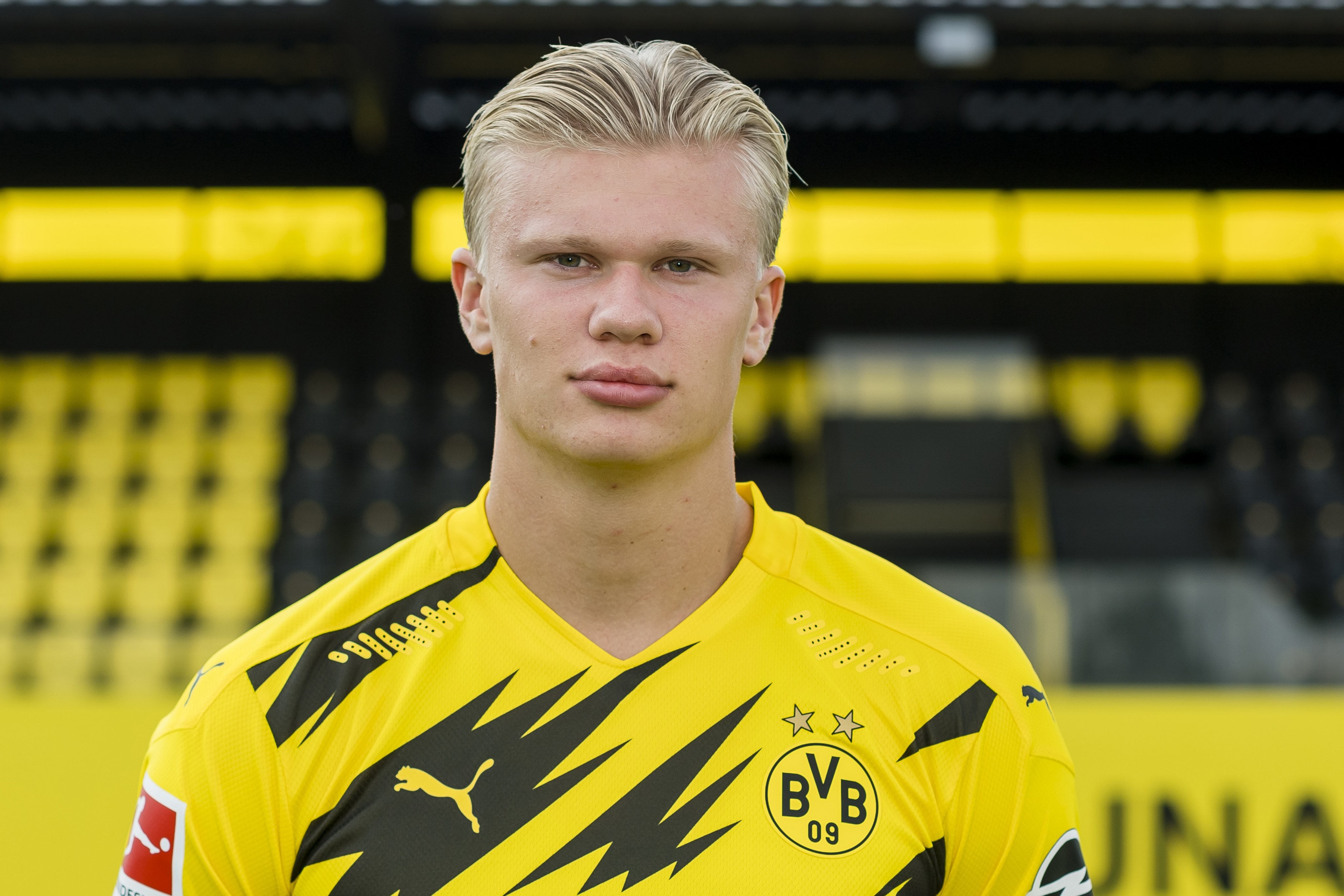 西甲第21轮开球时间：皇马凌晨4点开打，巴萨23：15开球